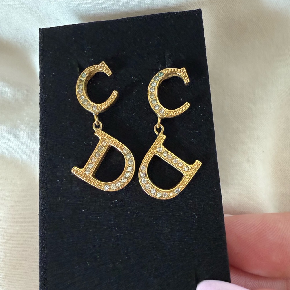 Christian Dior logo earrings - Picture 3 of 8